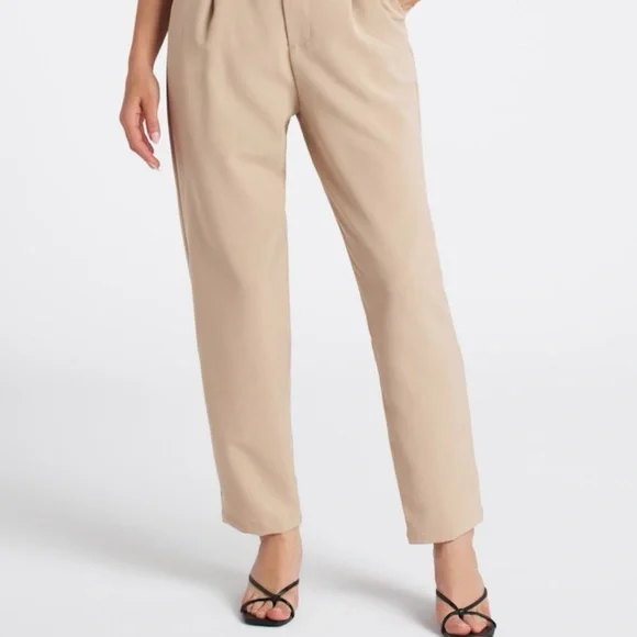 Vigoss Button Waist Balloon Pant - Picture 6 of 6